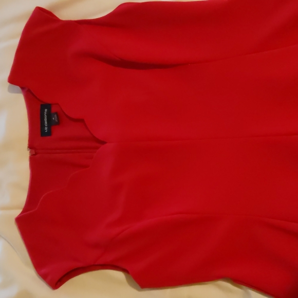 Dress - Picture 2 of 2